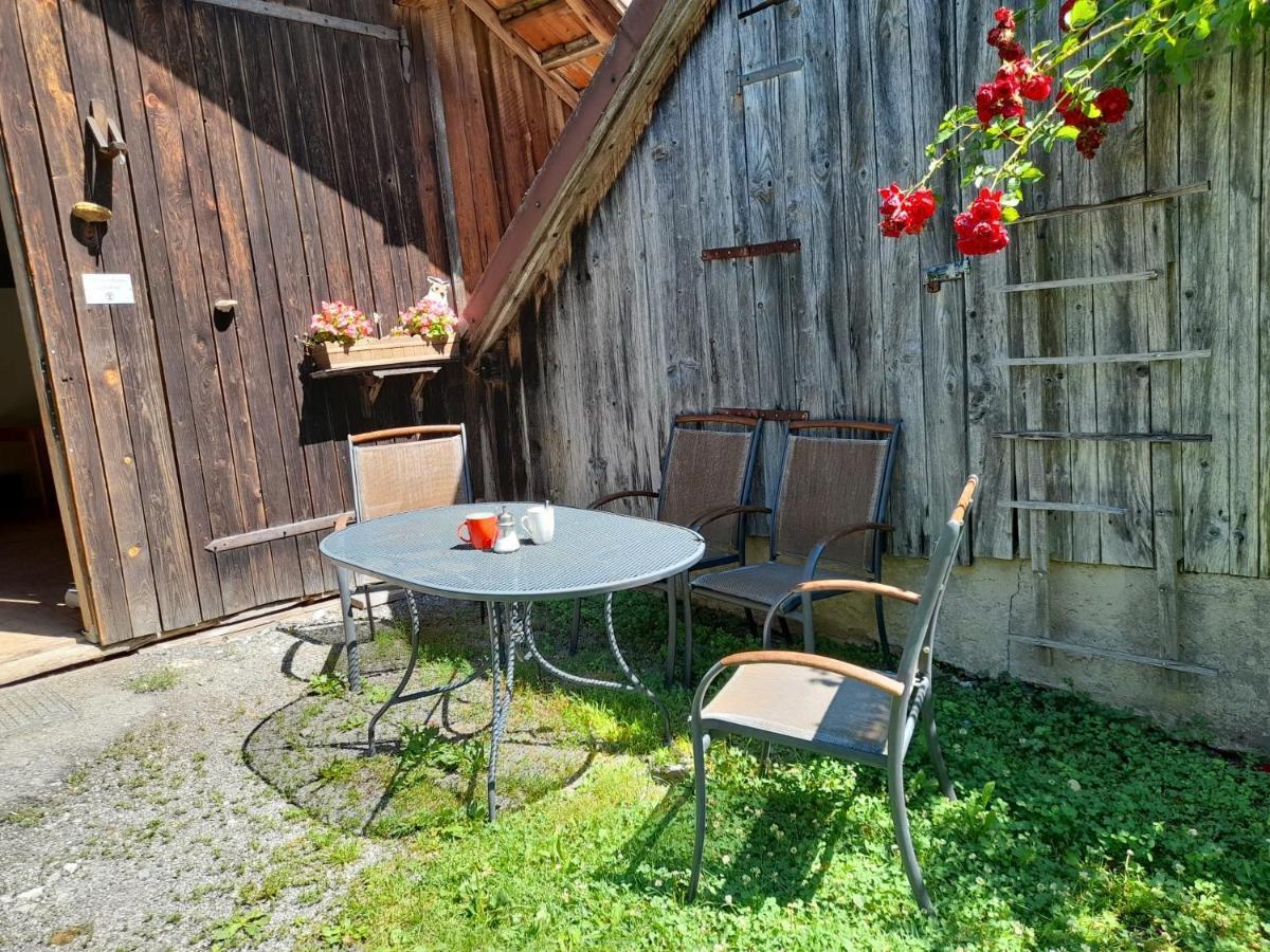 Ferienwohnung Im Seidlerhof Mit Balkon Und Garten Rohrnbach Exterior photo